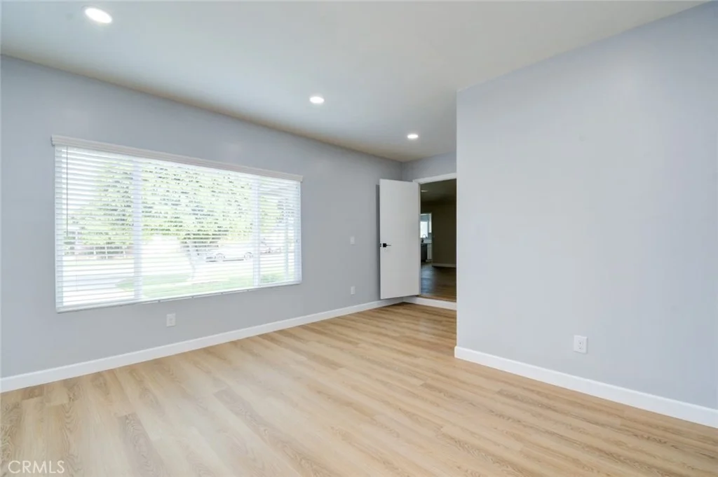 Photo of 306 W Porter