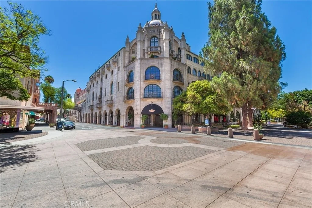 Photo of 4305 Salerno