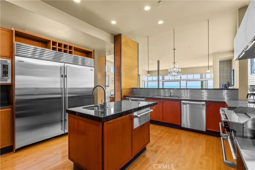 Photo of 35121 Beach Road