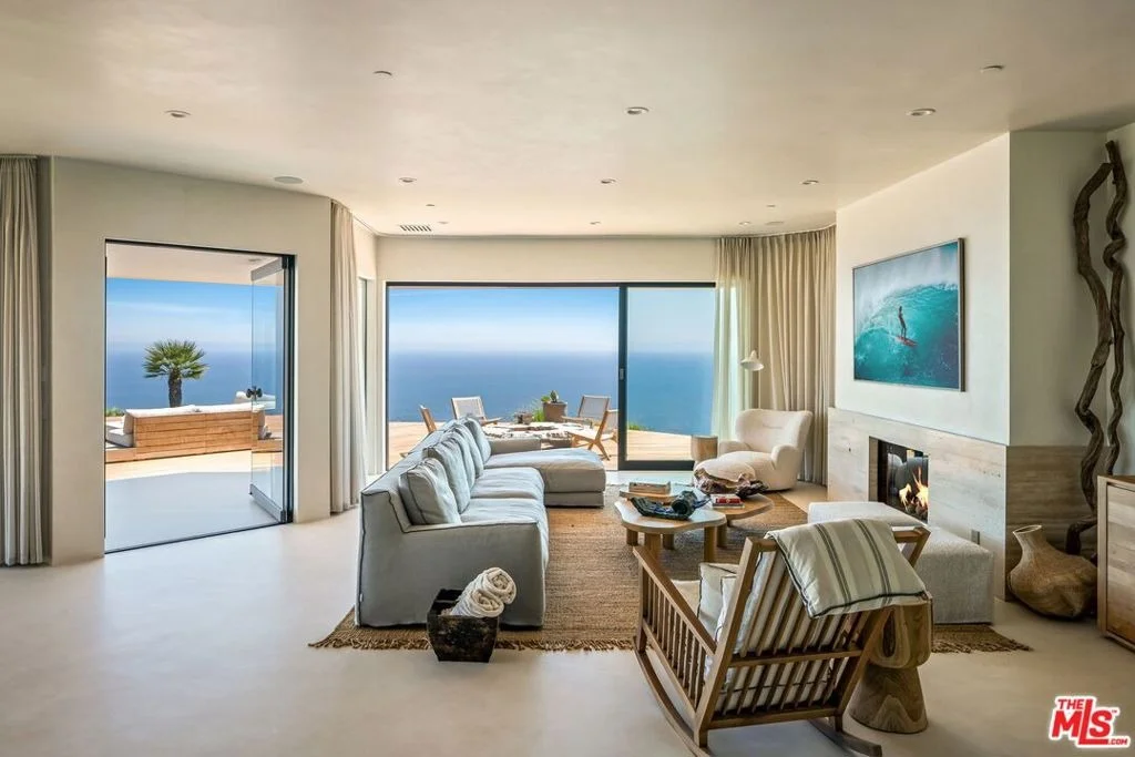 Photo of 4310 Encinal Canyon Road