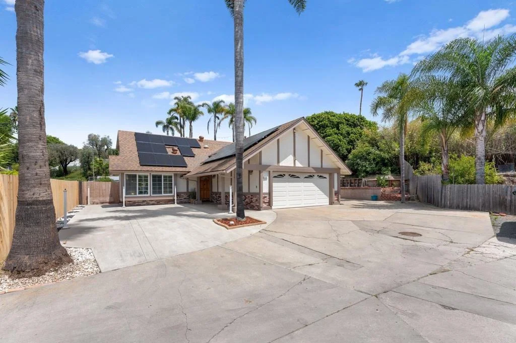 Photo of 939 Chablis Lane