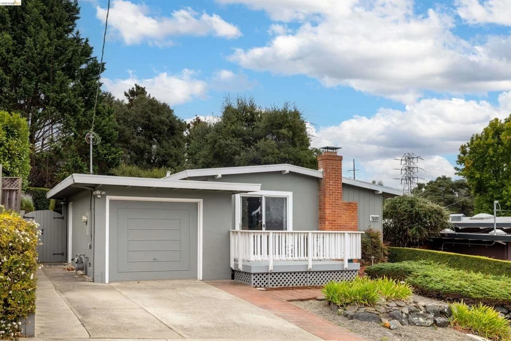 Photo of 7408 Park Vista