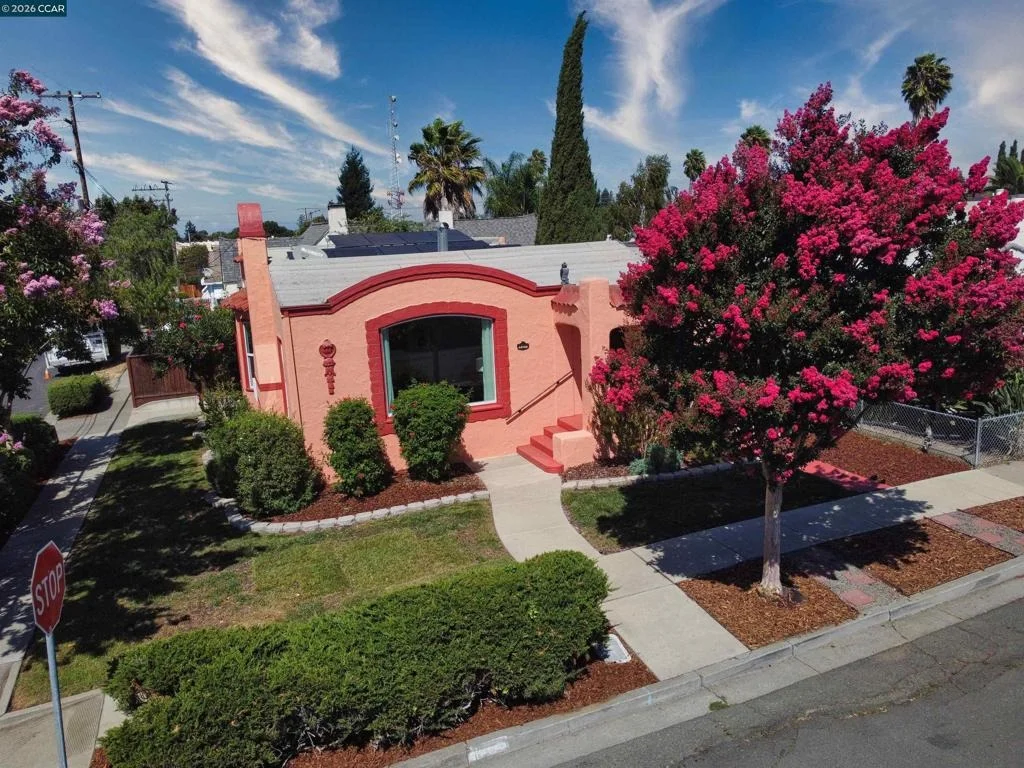 Photo of 1402 Gordon Street
