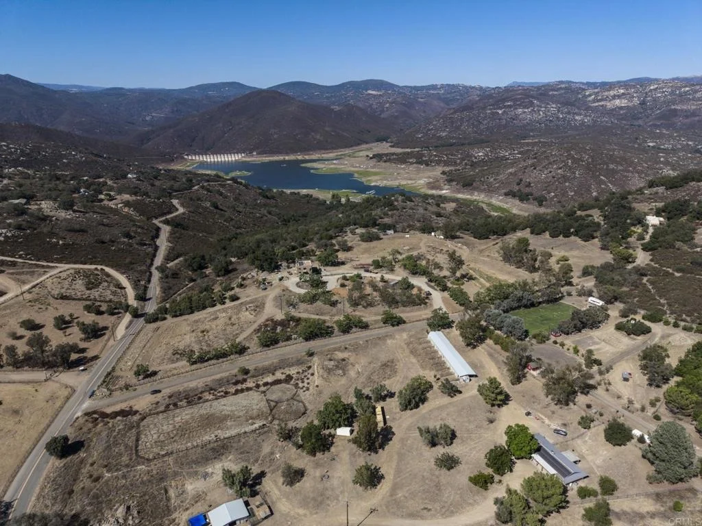 Photo of 21179 Sutherland Dam Road