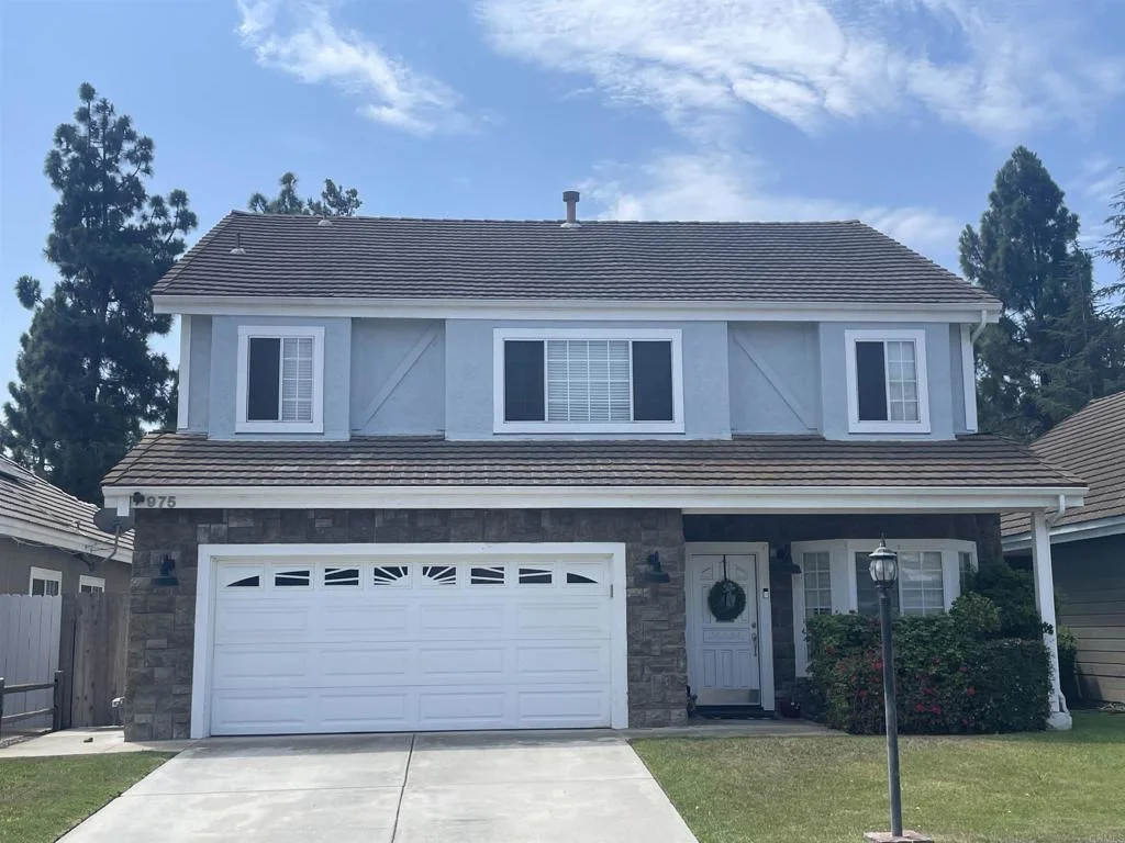Photo of 975 Rose Arbor Drive
