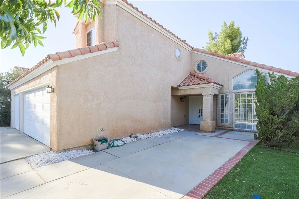 Photo of 1523 Berkshire Drive