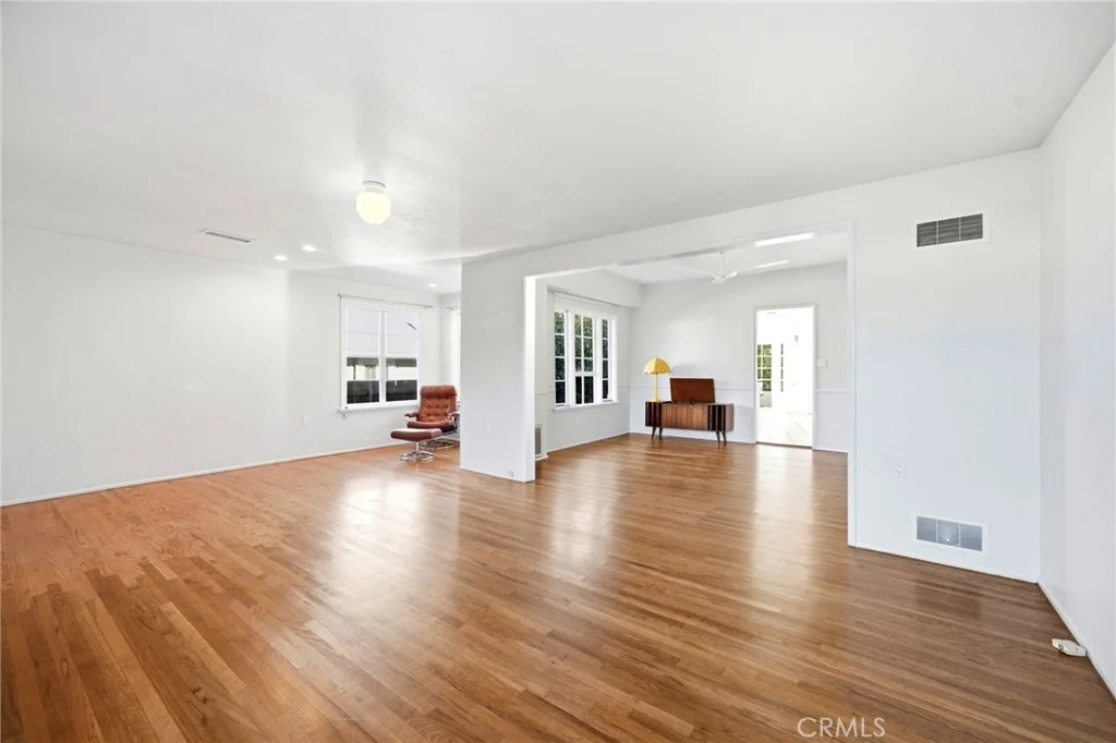 Photo of 4434 10th