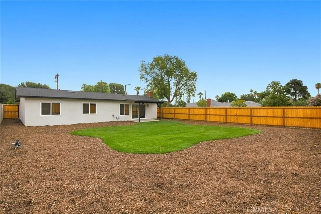 Photo of 7614 Tamarind