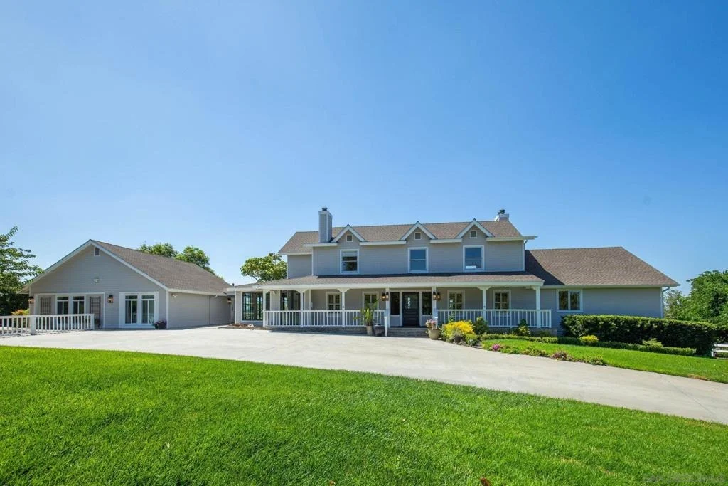 Photo of 2613 Sunset Hills