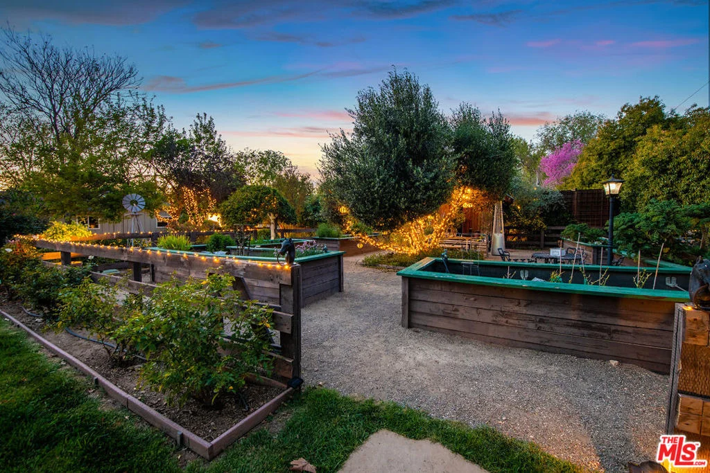Photo of 1516 Monarch Drive
