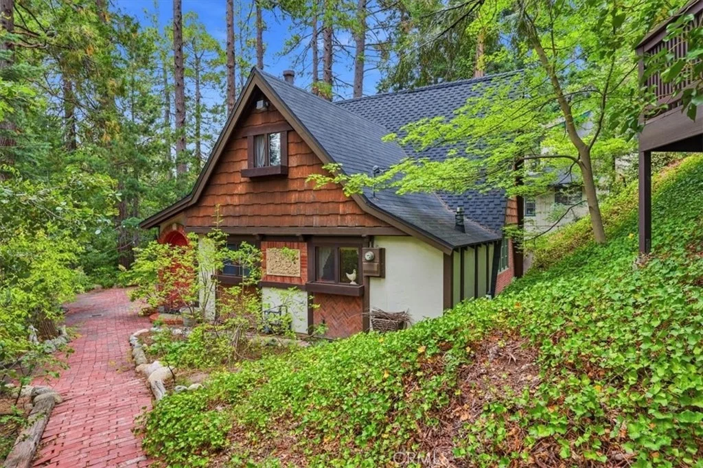 Photo of 24818 Felsen Drive