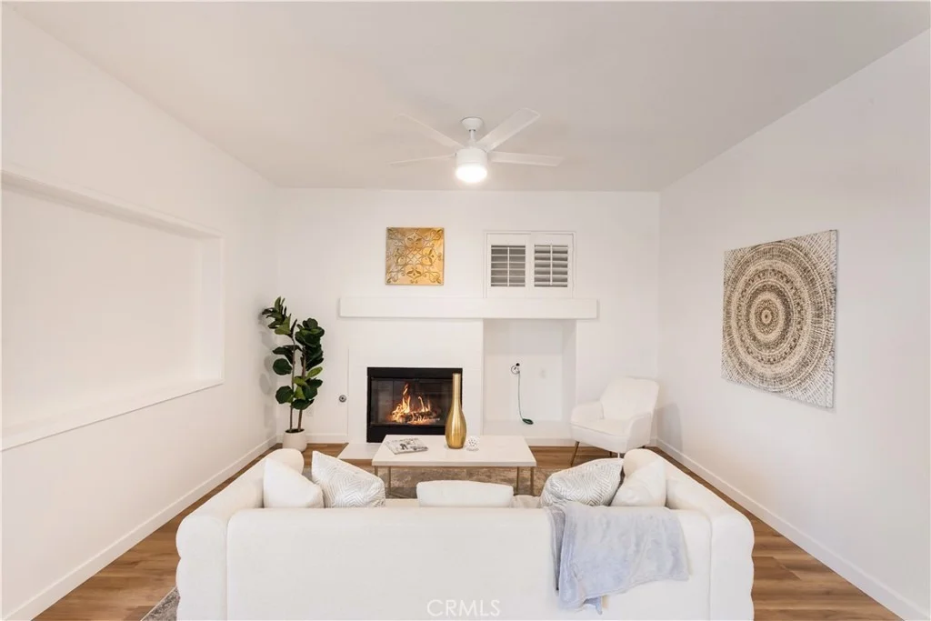 Photo of 230 Del Mesa