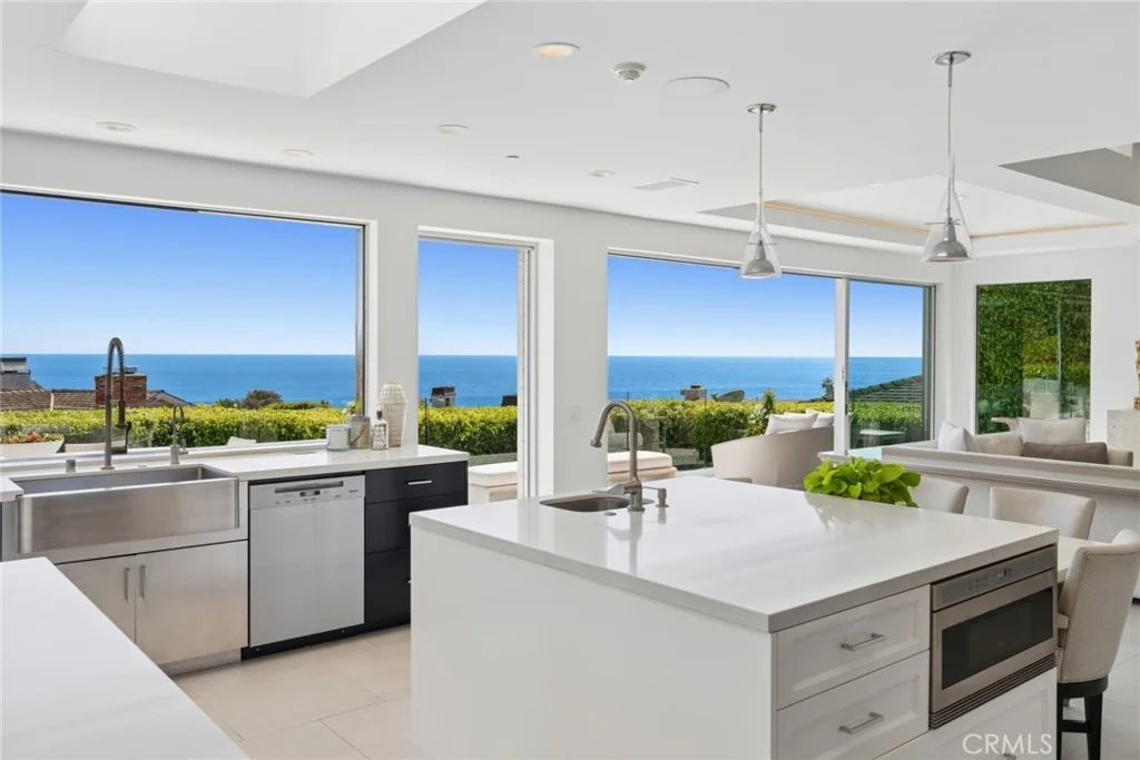 Photo of 820 Emerald Bay