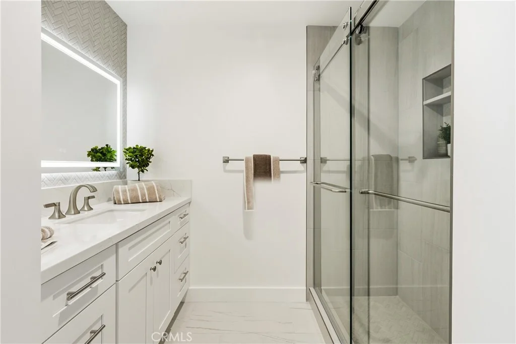 Photo of 1309 Oakheath Dr