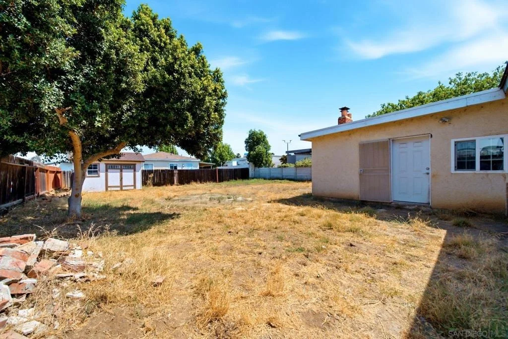 Photo of 8852 Railroad Ave