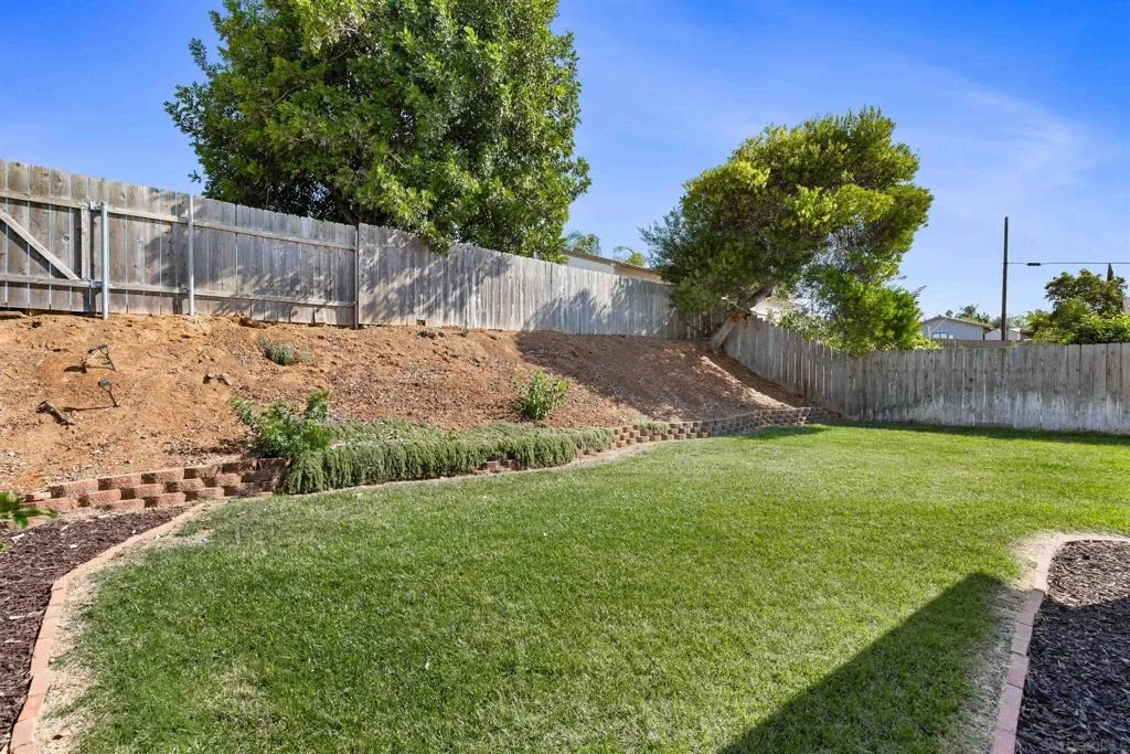 Photo of 521 Shadow Hills Drive