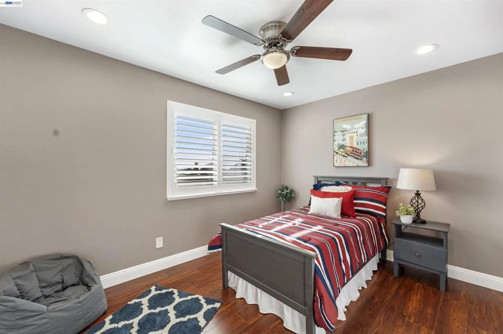 Photo of 5333 Creek Est