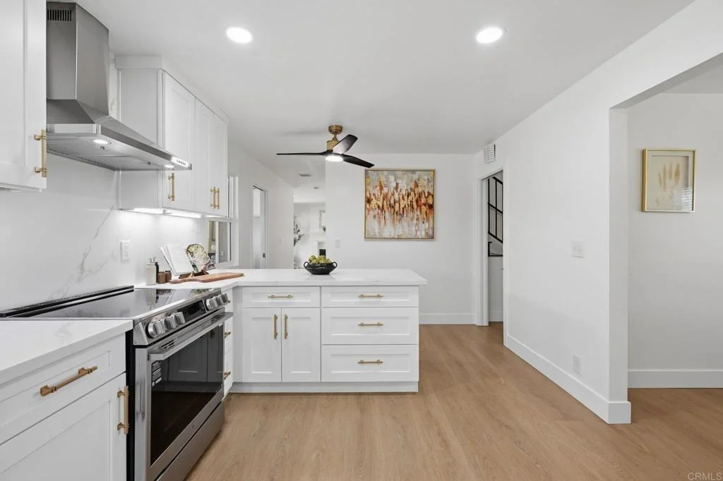 Photo of 5625 Lake Vista Drive
