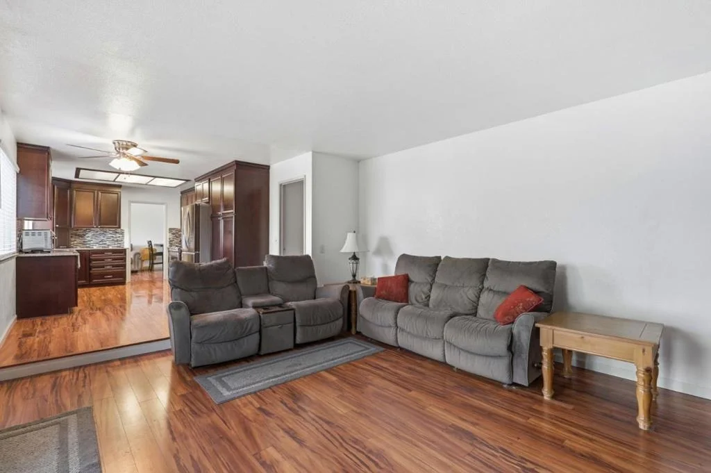 Photo of 7185 Orchard Drive