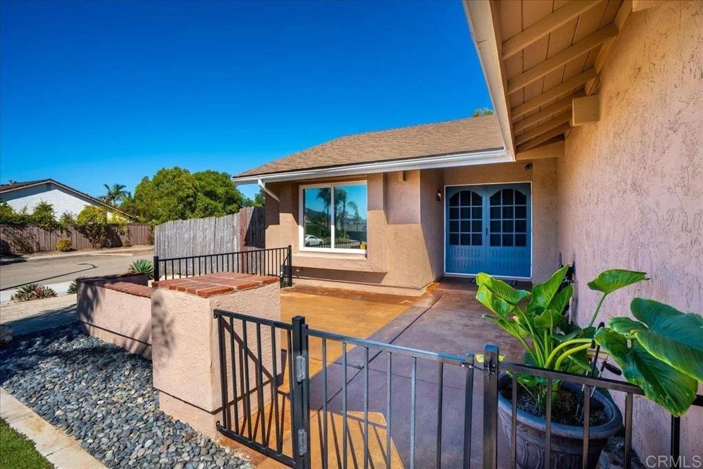 Photo of 329 Calle Adela