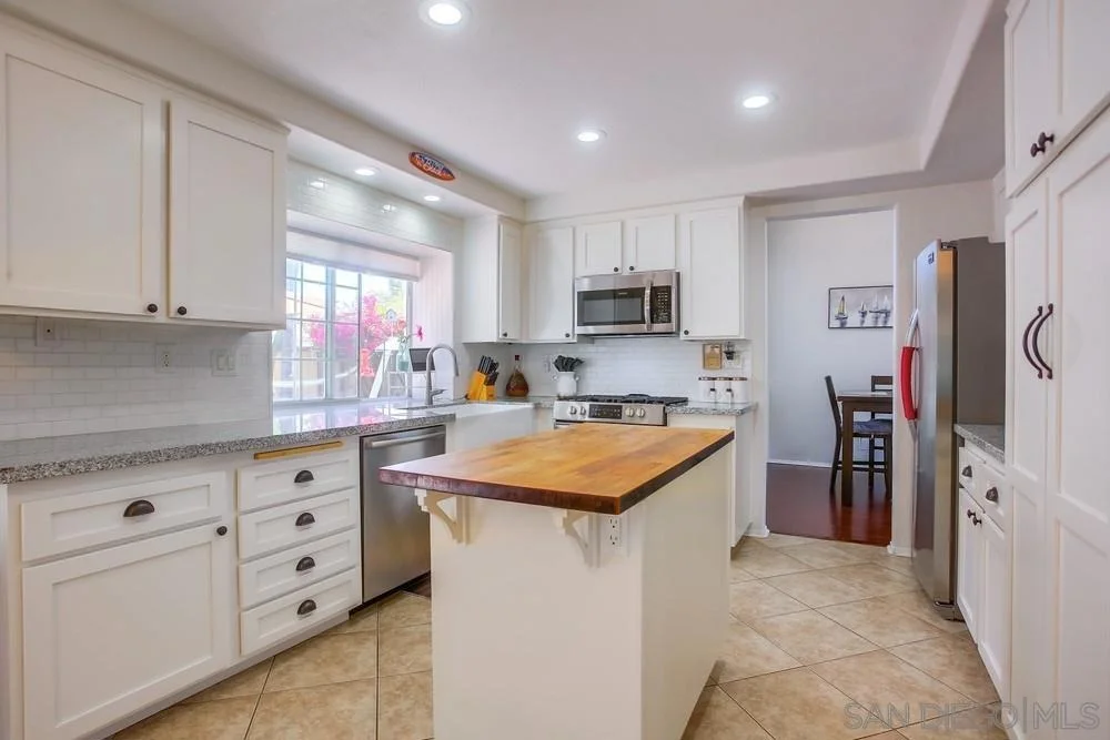 Photo of 473 Avenida Canora