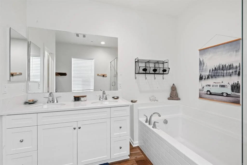 Photo of 1354 Topanga