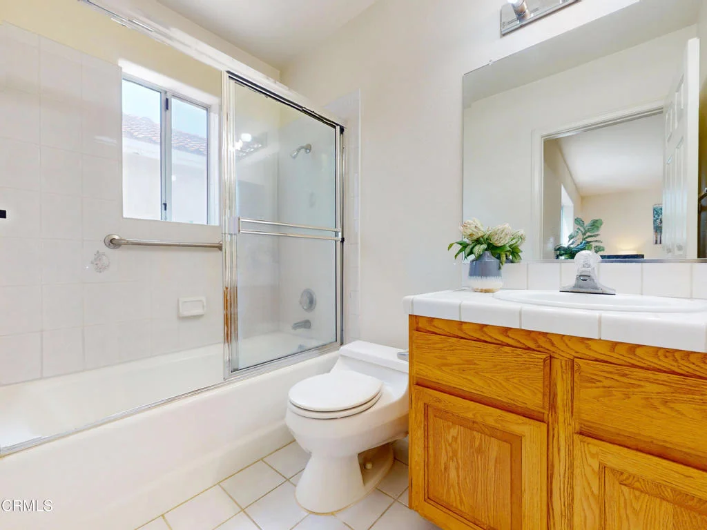 Photo of 717 Sharon Road