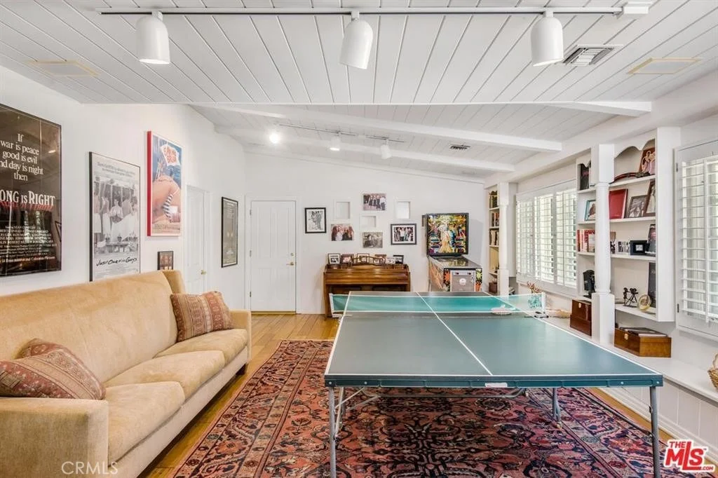 Photo of 5255 ROUND MEADOW Road