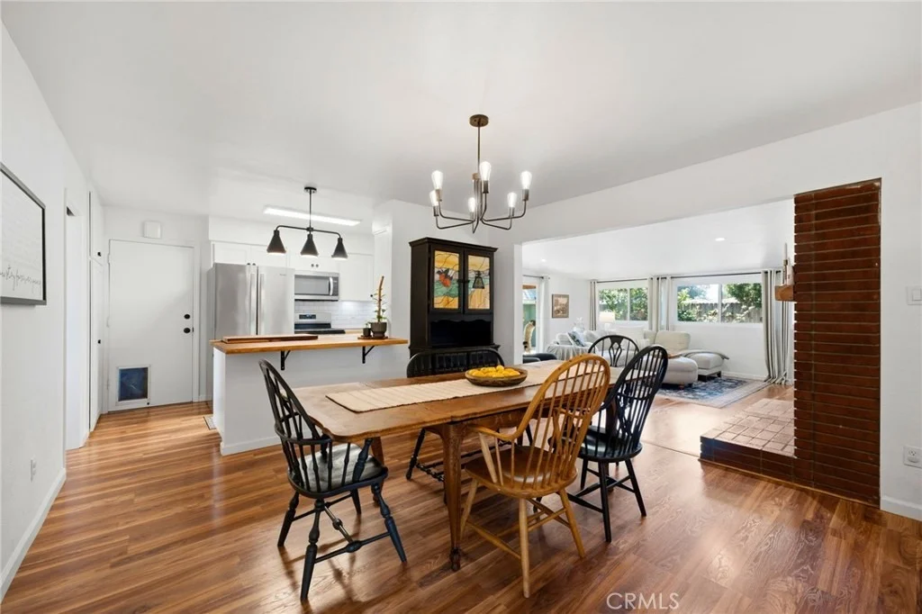 Photo of 8755 Delano