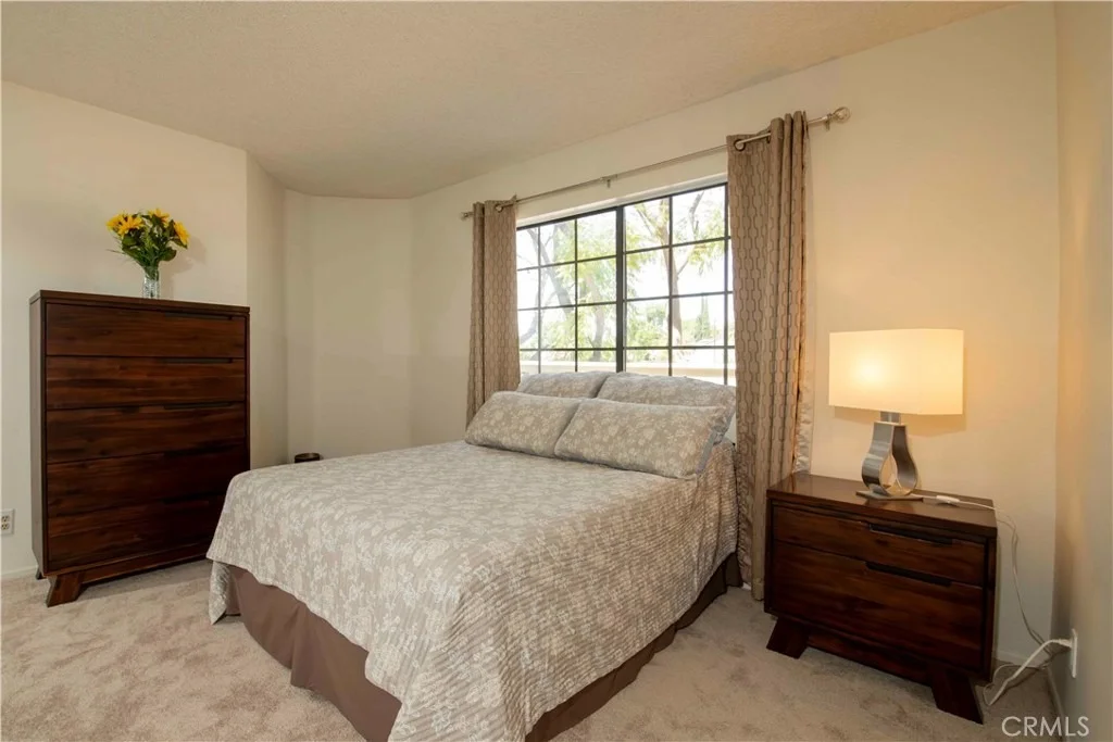 Photo of Unit 8 at 6545 Reseda Boulevard