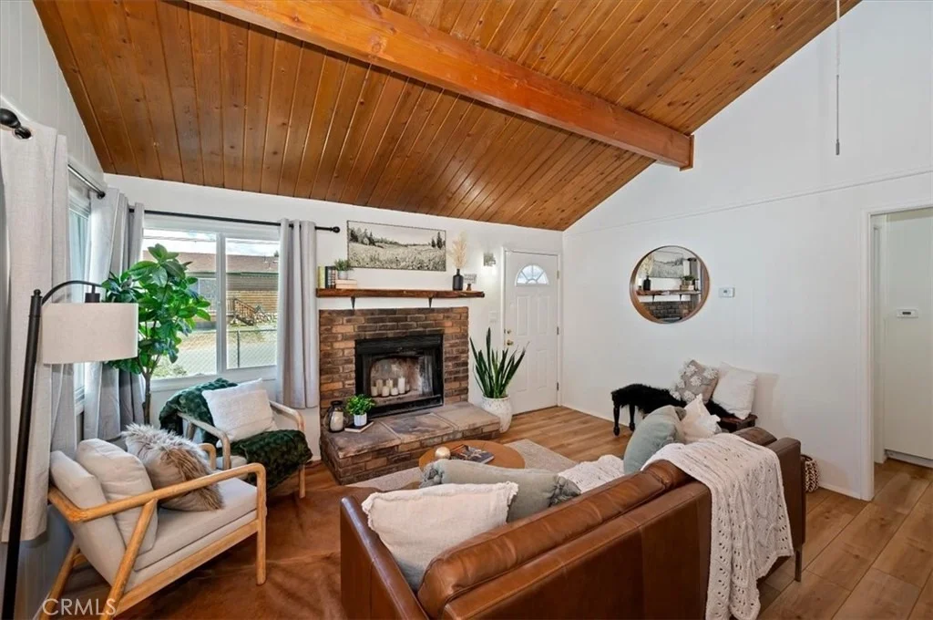 Photo of 753 Elysian