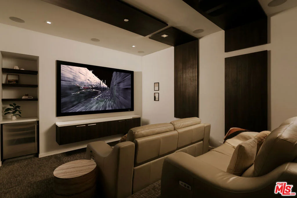 Photo of 9311 Readcrest Drive