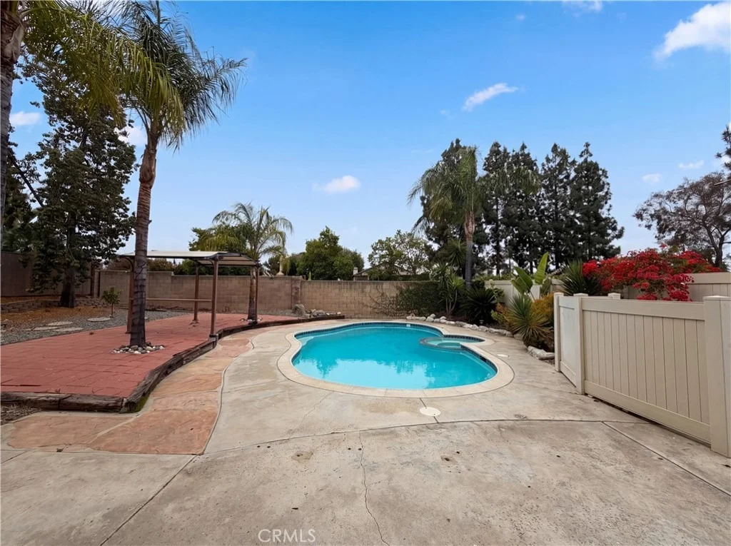 Photo of 39676 Ridgedale Drive