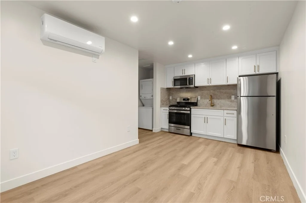 Photo of 8759 Snowden Ave.