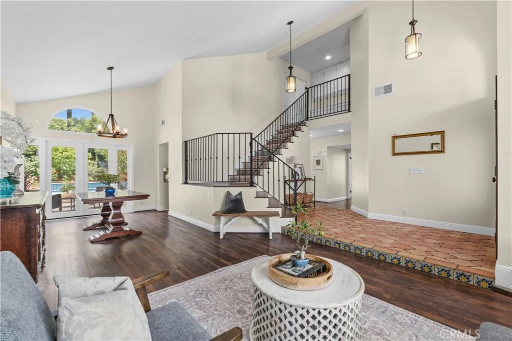 Photo of 943 W 14th Street