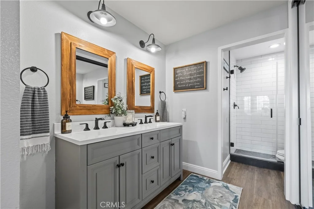 Photo of 522 Walker Road