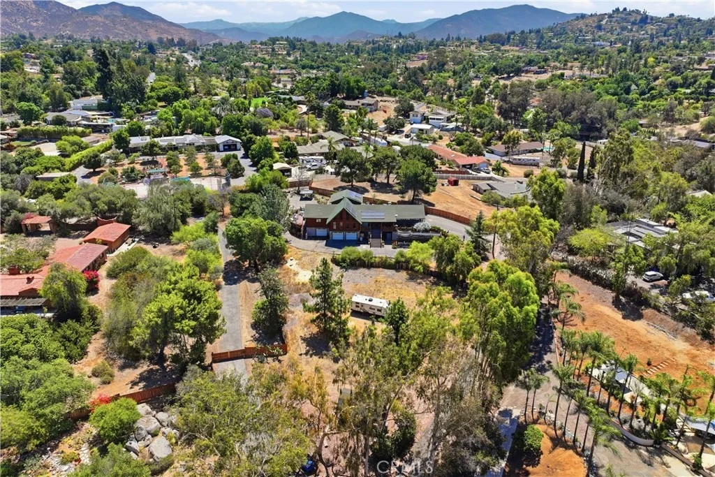 Photo of 525 Calle Encanto