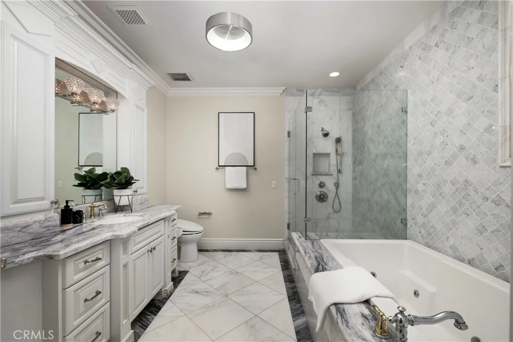 Photo of 251 Longley Way