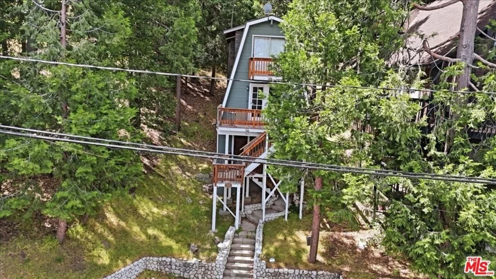 Photo of 27071 Overlook Lane