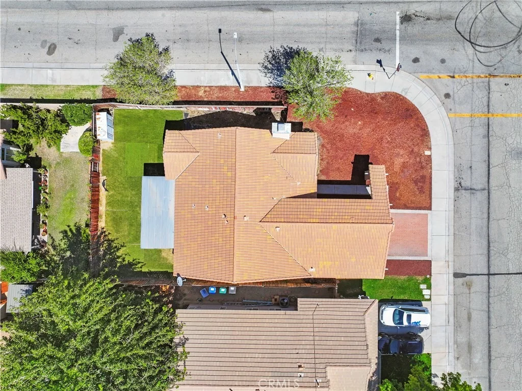 Photo of 1645 E Kettering