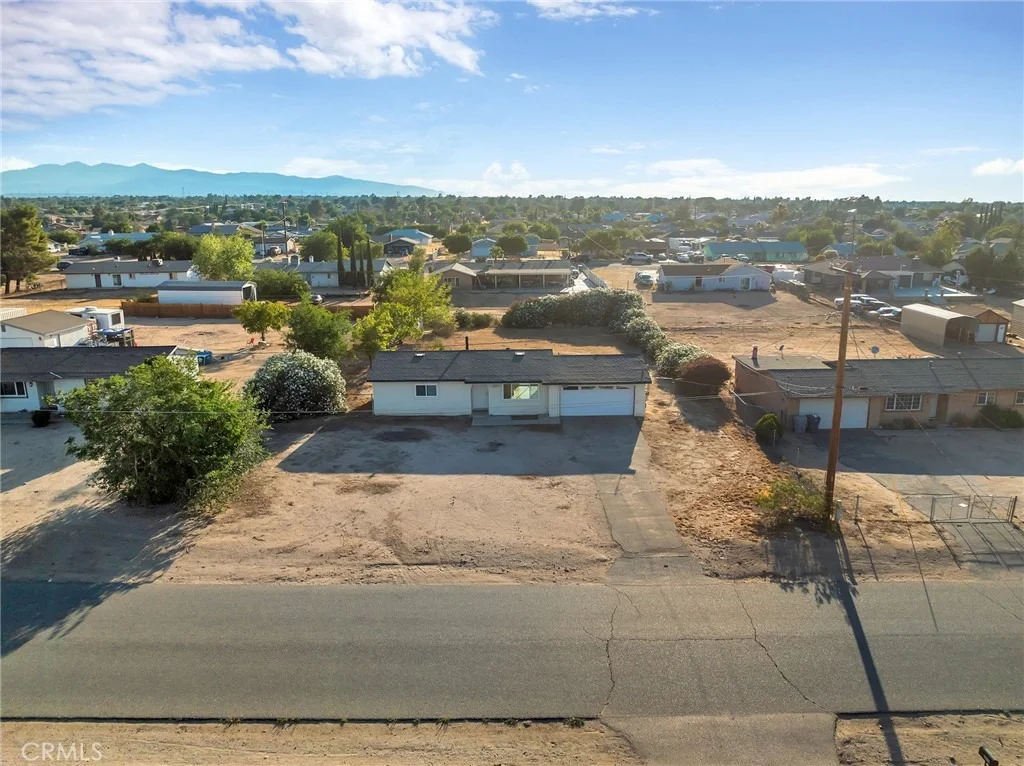 Photo of 10690 Cypress