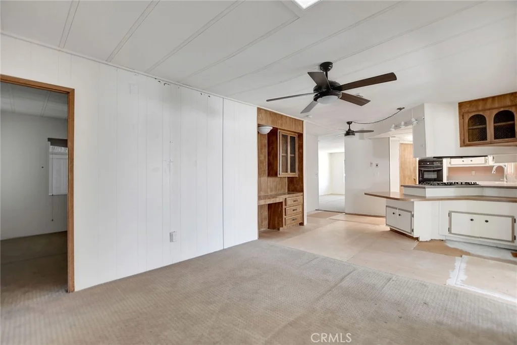 Photo of 650 Seville Drive