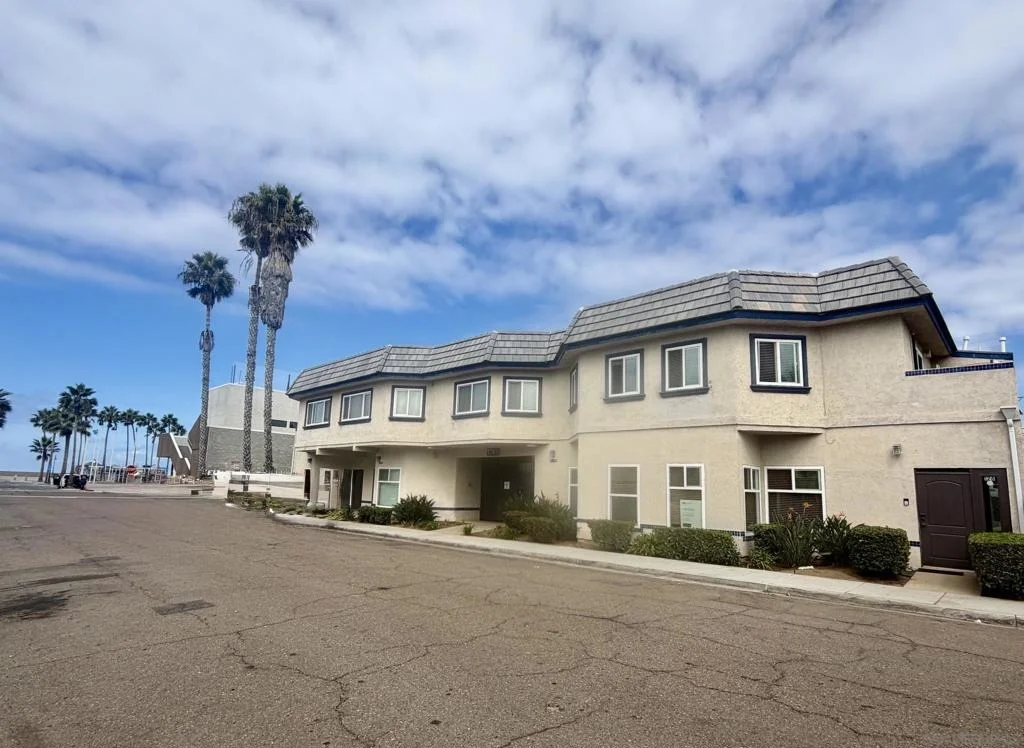 Photo of Unit D at 124 Elder