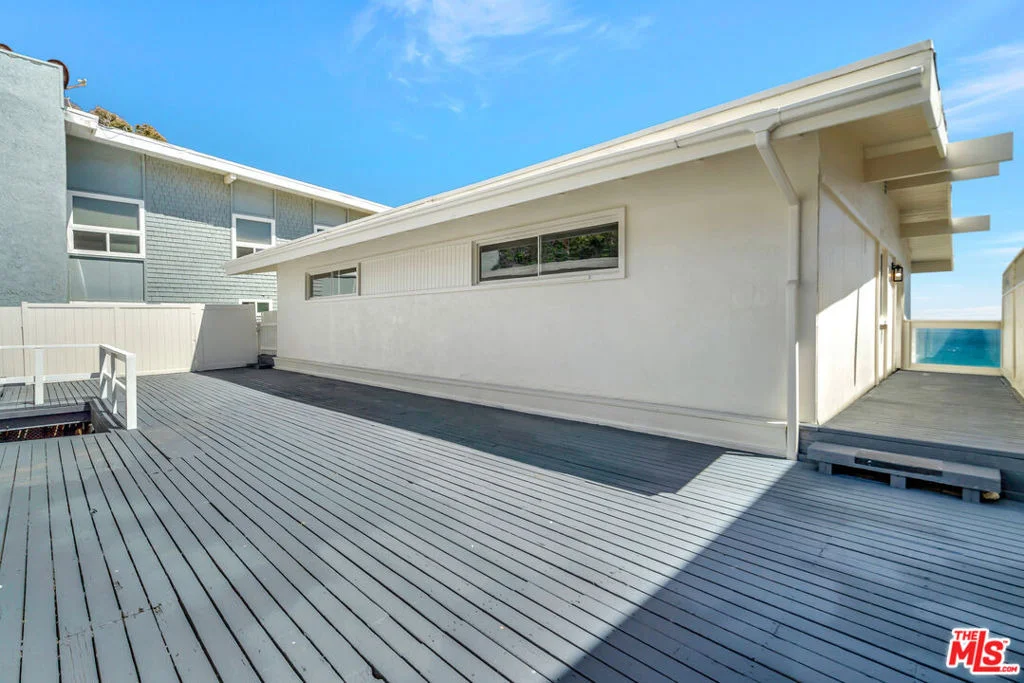 Photo of 25330 Malibu Road