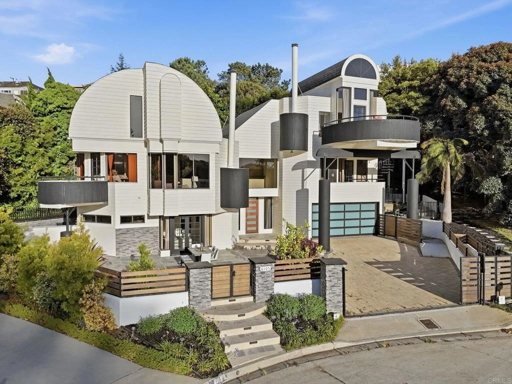 Photo of 6105 Avenida Chamnez