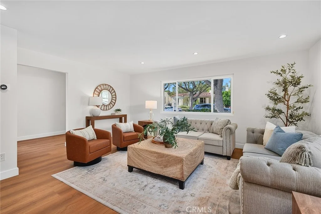 Photo of 1216 Alameda Avenue