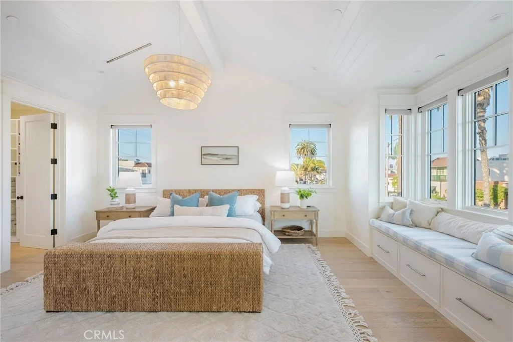 Photo of 153 Granada Avenue