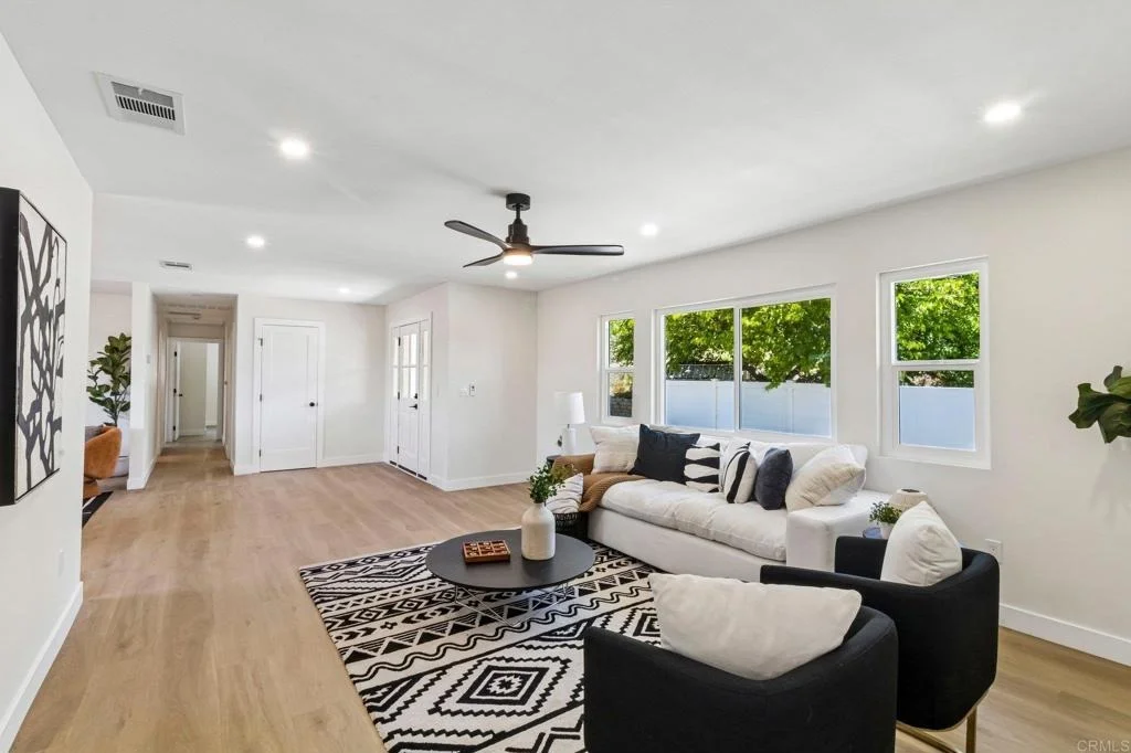 Photo of 221 Colina