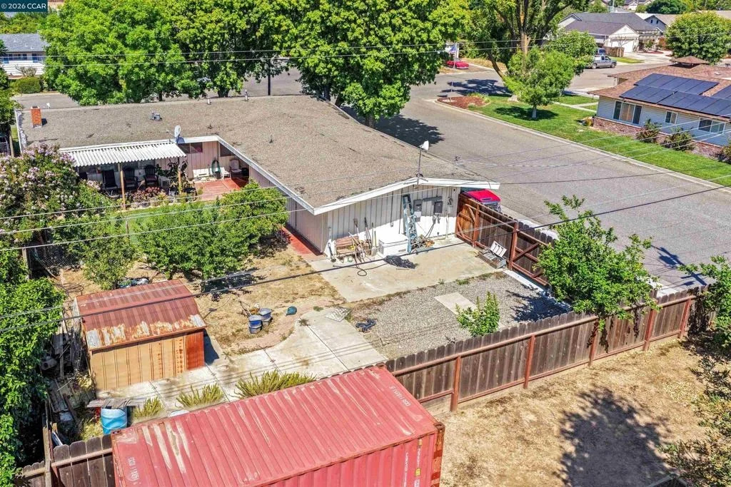 Photo of 700 Real Ave