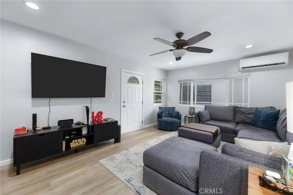 Photo of 240 Hampton Drive
